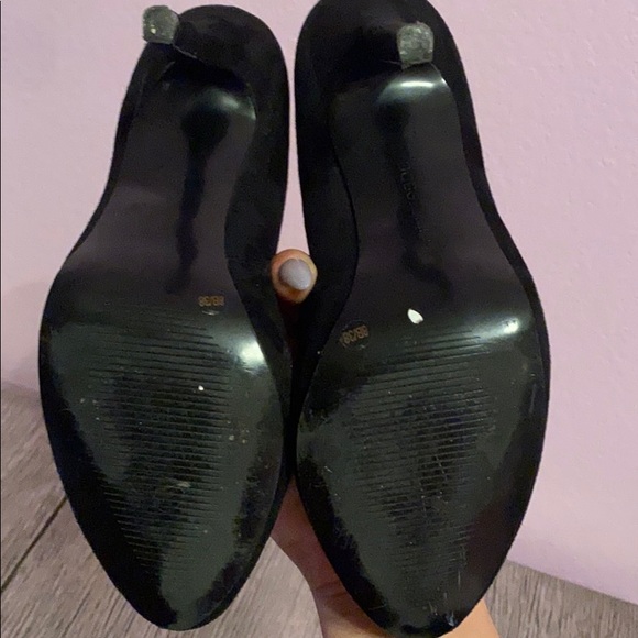 Black BCBG generation suede heels - Picture 4 of 4